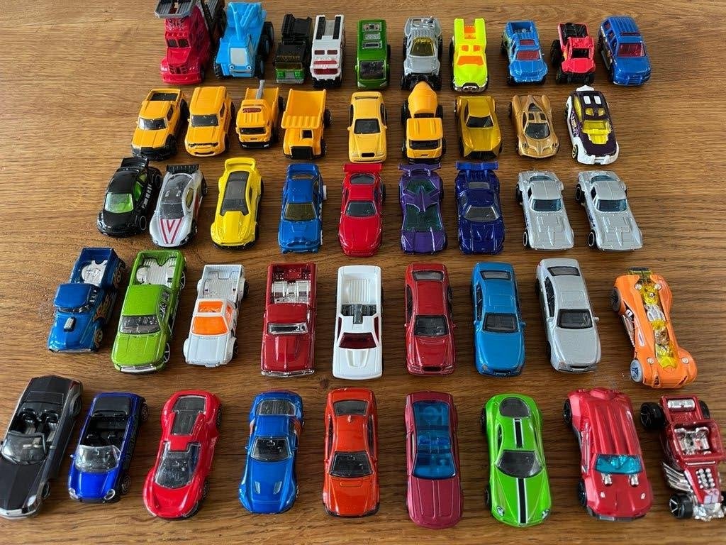 46 Speelgoed autootjes, ook los te koop, Ophalen, Gebruikt