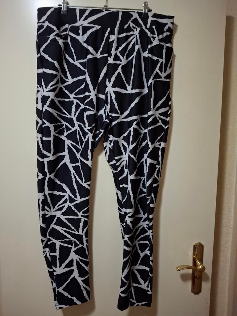 Thombiq 46/48, Kleding | Dames, Verzenden, Zwart, Maat 46/48 (XL) of groter, Zo goed als nieuw