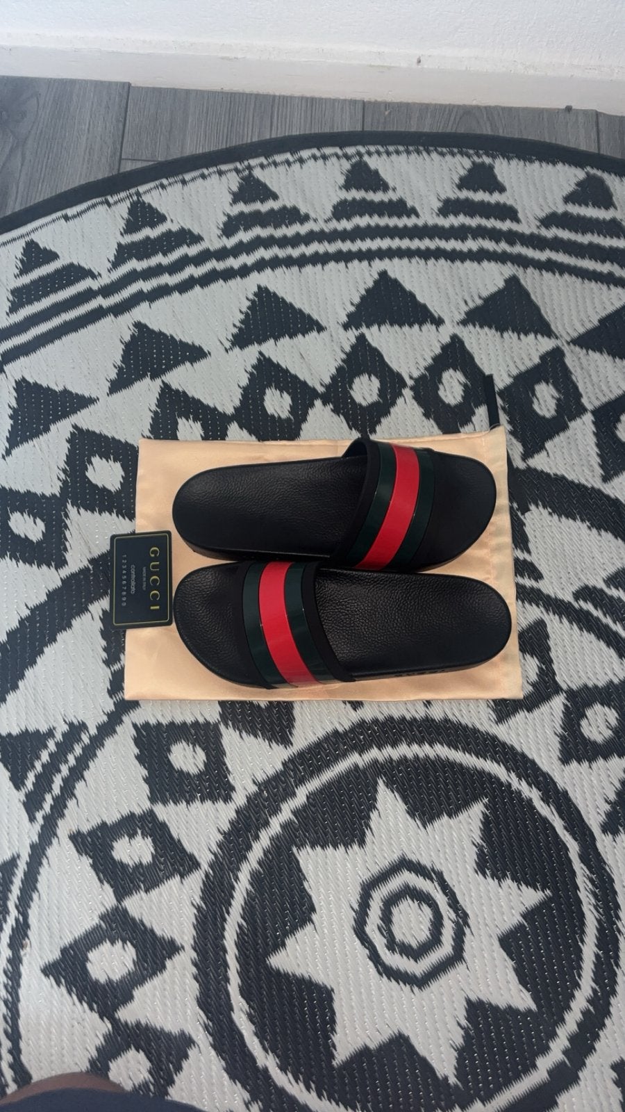 Gucci slippers, Ophalen of Verzenden, Zo goed als nieuw
