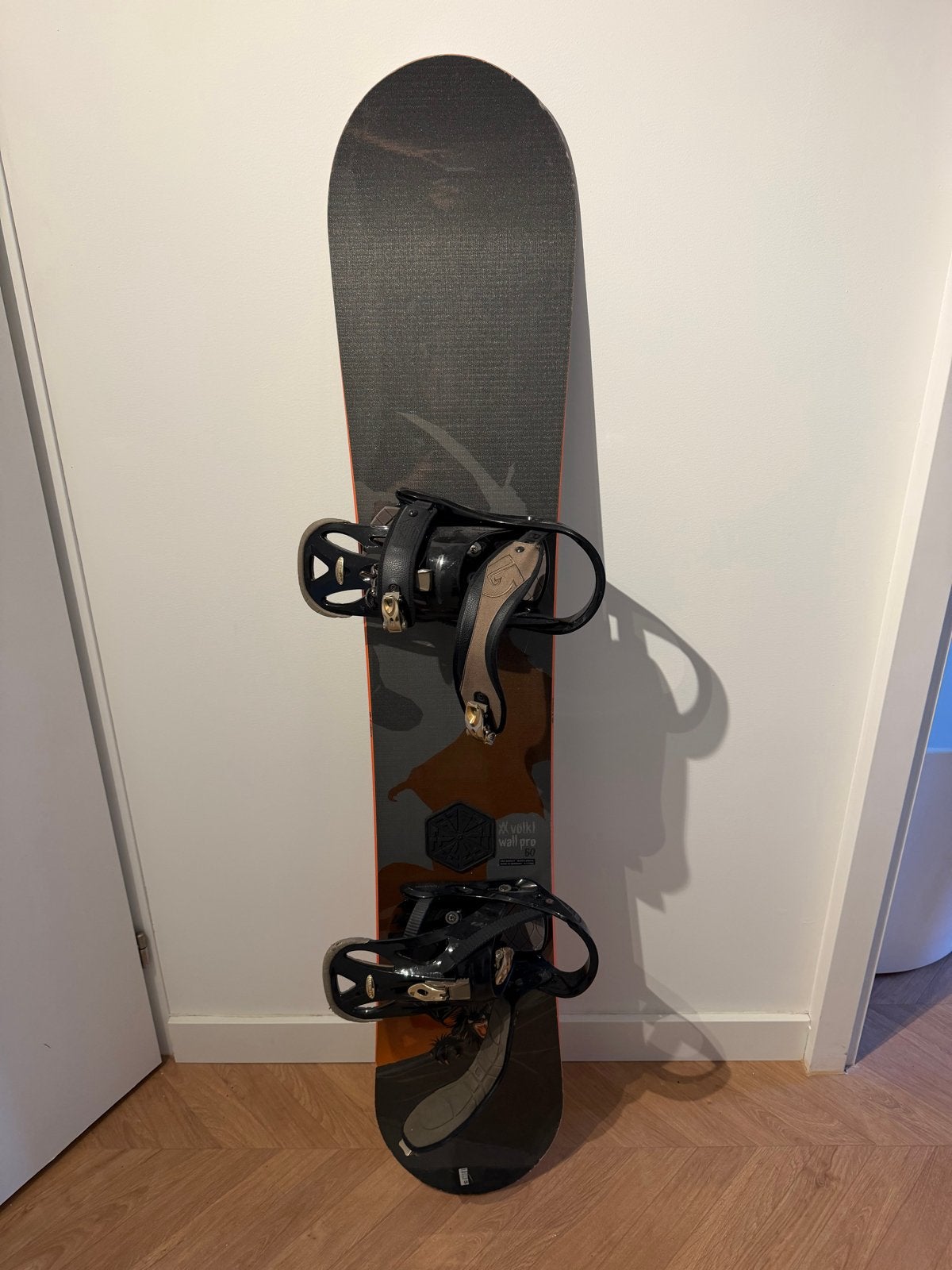 Volkl Snowboard met Burton Bindingen - Gebruikt, Sport en Fitness, Ophalen, Gebruikt, Board