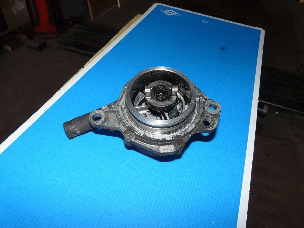 Vacuumpomp van BMW E34 2,5 TD, Ophalen of Verzenden, Gebruikt, BMW