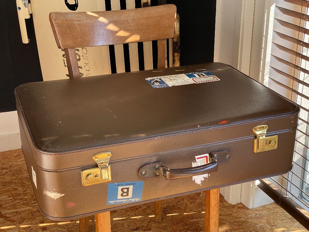 Vintage Suitcase: American Airlines Travel Trunk-Hutkoffer, Antiek en Kunst, Curiosa en Brocante, Ophalen