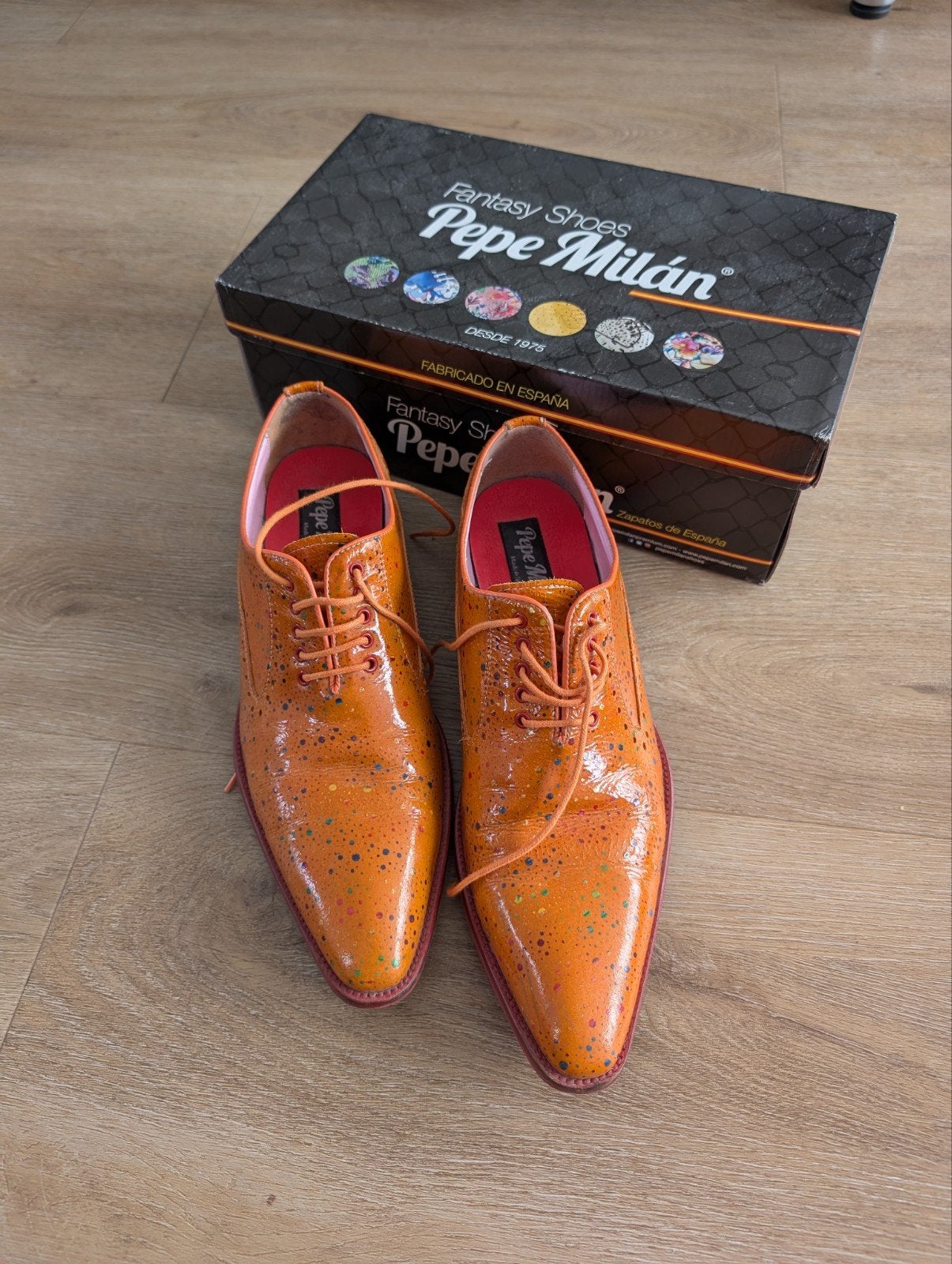 Pepe Milan schoenen, Ophalen