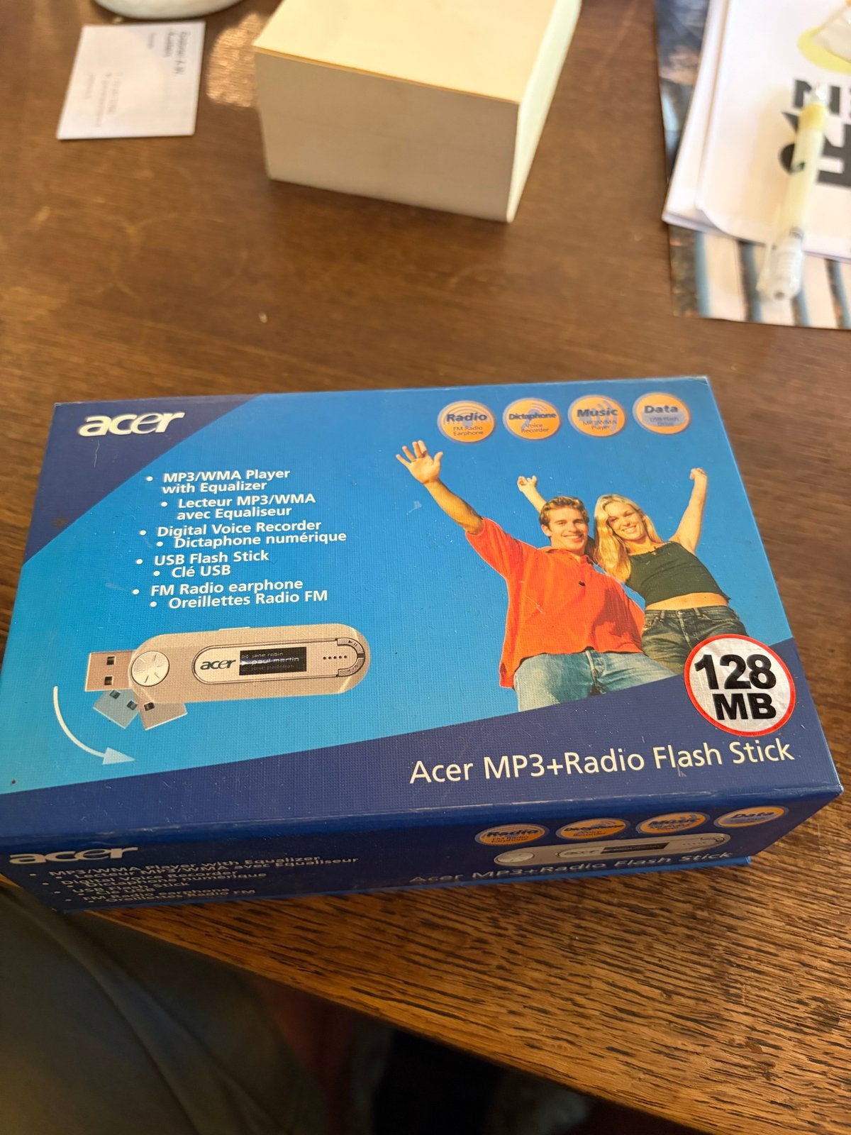 Nieuw in doos: Acer 128 MB USB stick met voice recorder en F, Audio, Tv en Foto, Mp4-spelers, Overige merken, O, O, Met radio