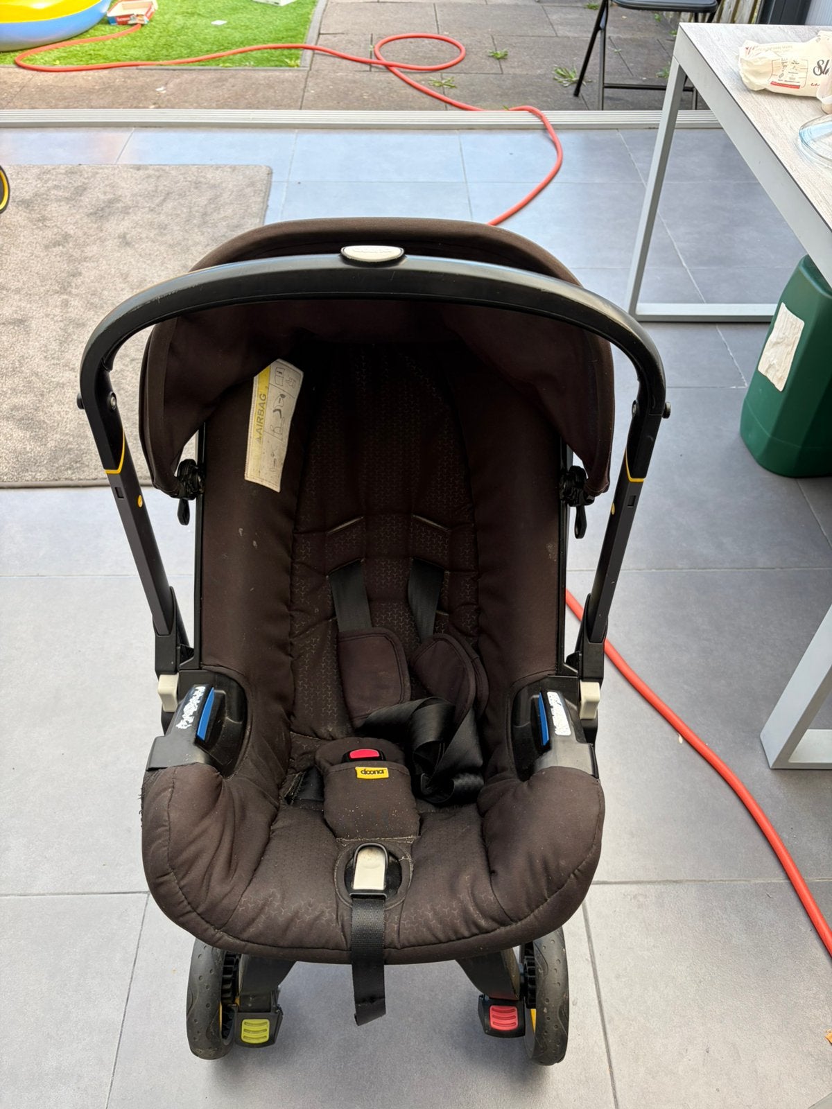 Doona met isofix!!!, Ophalen of Verzenden, Gebruikt