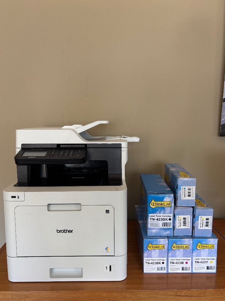 Brother DCP-L8410CDW kleurenlaserprinter + 7 nieuwe toners, Computers en Software, Printers, Ophalen, Kleur printen, All-in-one