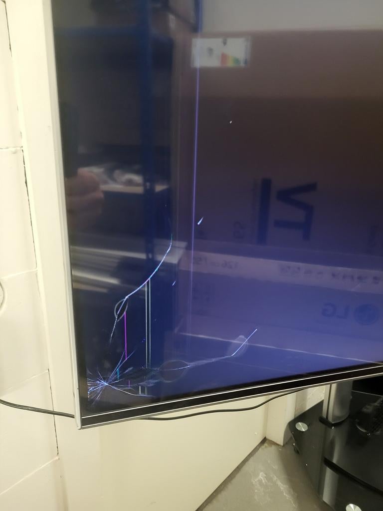 75 inch LG Tv,  scherm schade, Audio, Tv en Foto, Televisies, Ophalen, 50 Hz, LG, 100 cm of meer