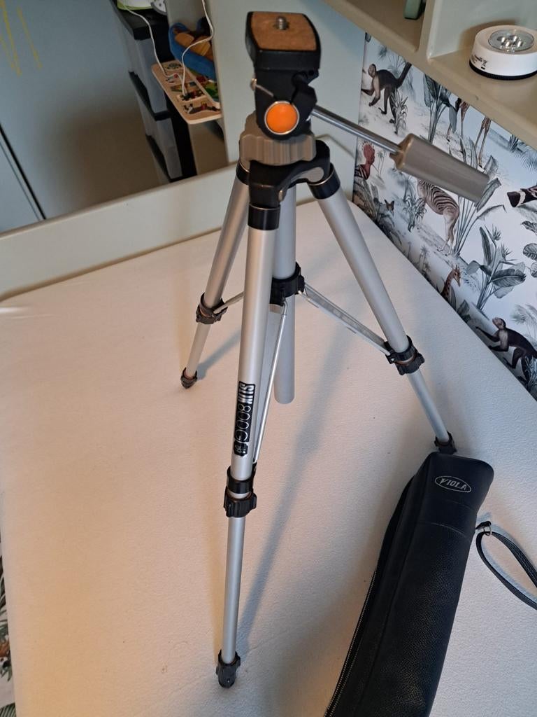 Lichtgewicht statief SLIK 800G met draagtas, Ophalen, Gebruikt, Driepoot, Minder dan 150 cm