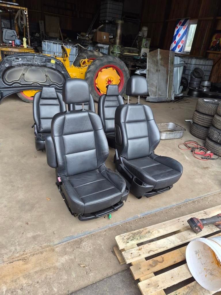 Lederen bekleding peugeot 307, Auto-onderdelen, Interieur en Bekleding, Ophalen of Verzenden, Peugeot