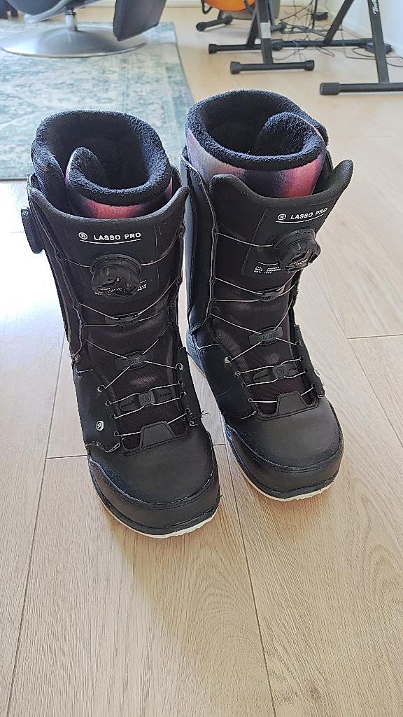 Ride Lasso Pro Snowboard Boots (EU 42, US 9) Double Boa, Sport en Fitness, Snowboarden, Ophalen, Gebruikt, Schoenen
