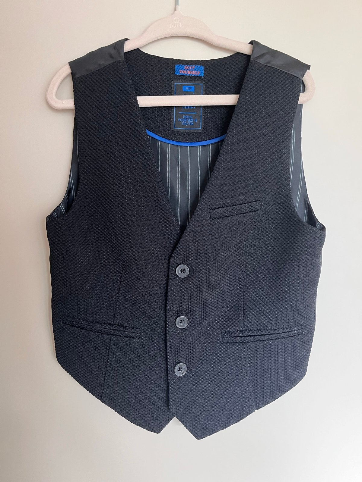 Nette set: gilet en broek voor jongen, maat 110/116, Ophalen of Verzenden, Zo goed als nieuw, Jongen, Setje