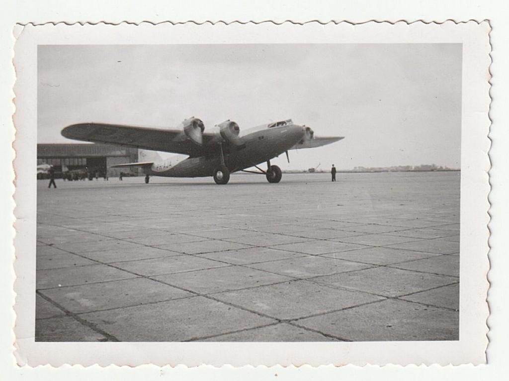 Foto Fokker F-36 PH-AJA Arend 1938 KLM, Gebruikt, Verzenden, Kaart, Foto of Prent, X