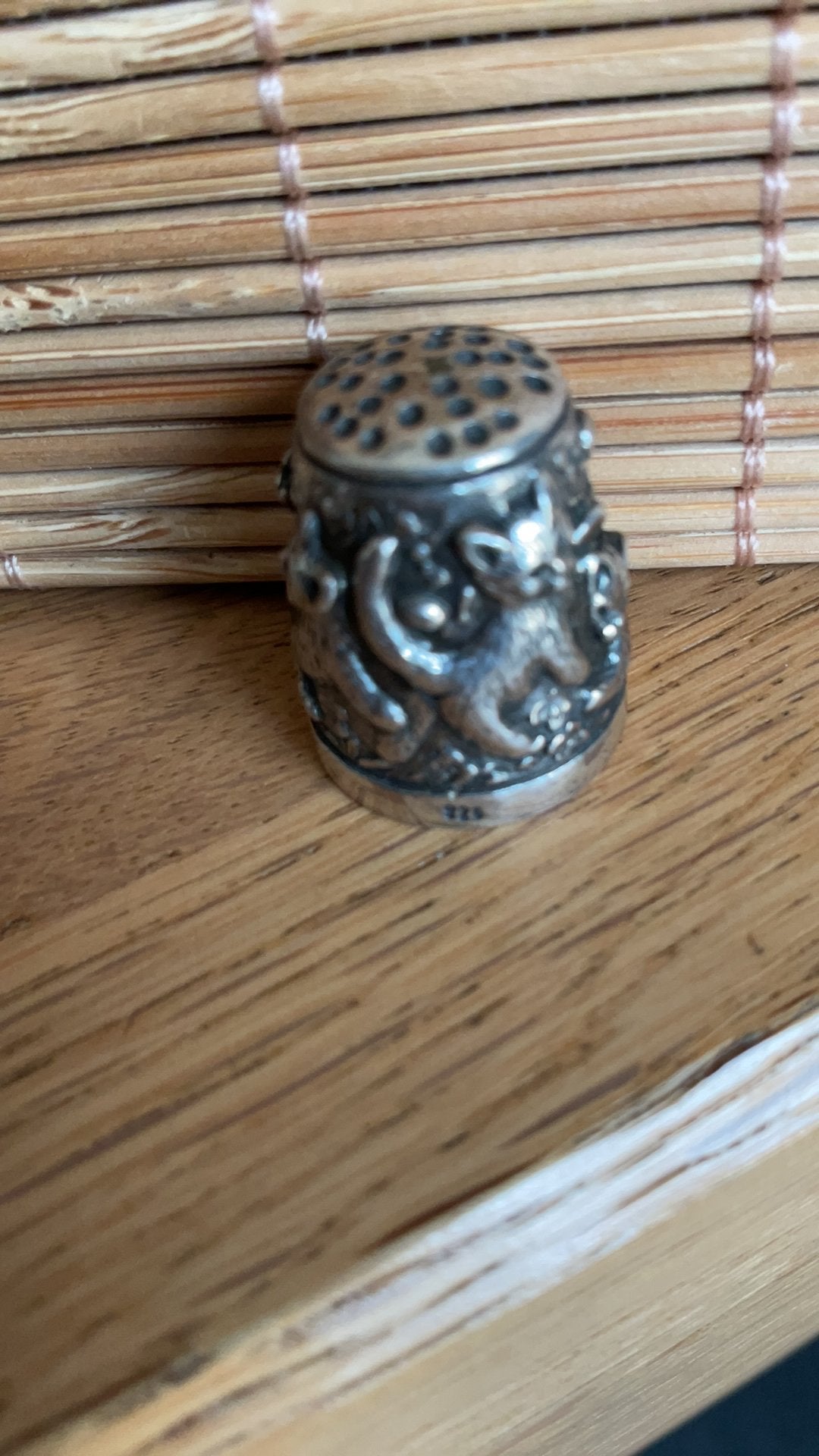 Zilveren vingerhoed poesen vingerhoedje vingerhoedjes, Verzenden, Nieuw, Zilver, Buitenland