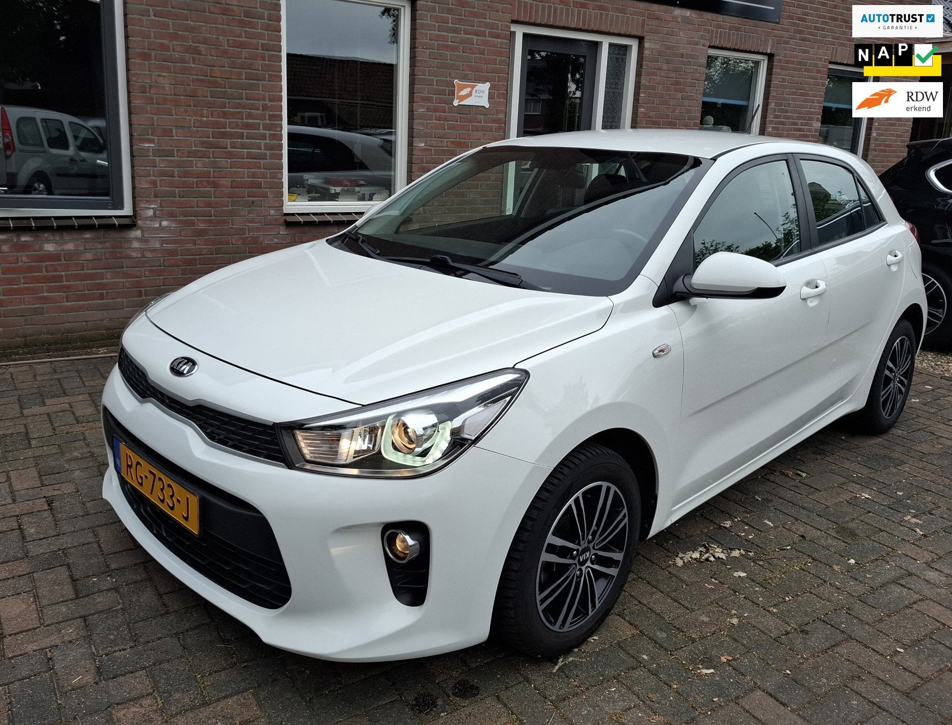 Kia Rio 1.0 TGDI ComfortPlusLine Navigator. 100% onderhouden, Voorwielaandrijving, Gebruikt, Origineel Nederlands, Handgeschakeld