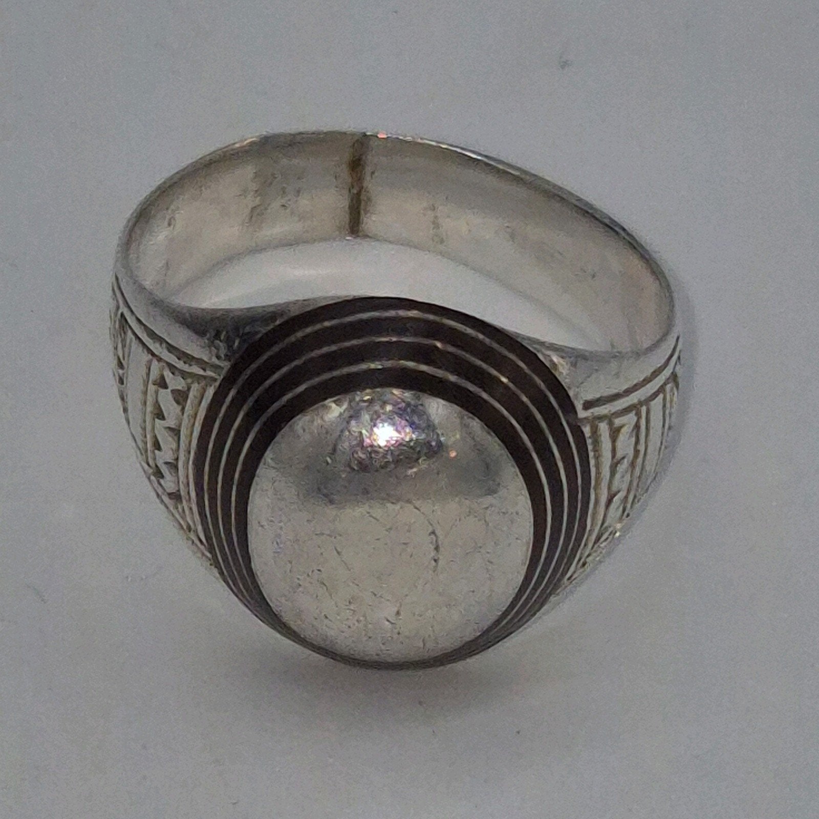 Aparte vintage Touareg ring zilver - maat 18, 18 tot 19, Gebruikt, Verzenden, Dame of Heer