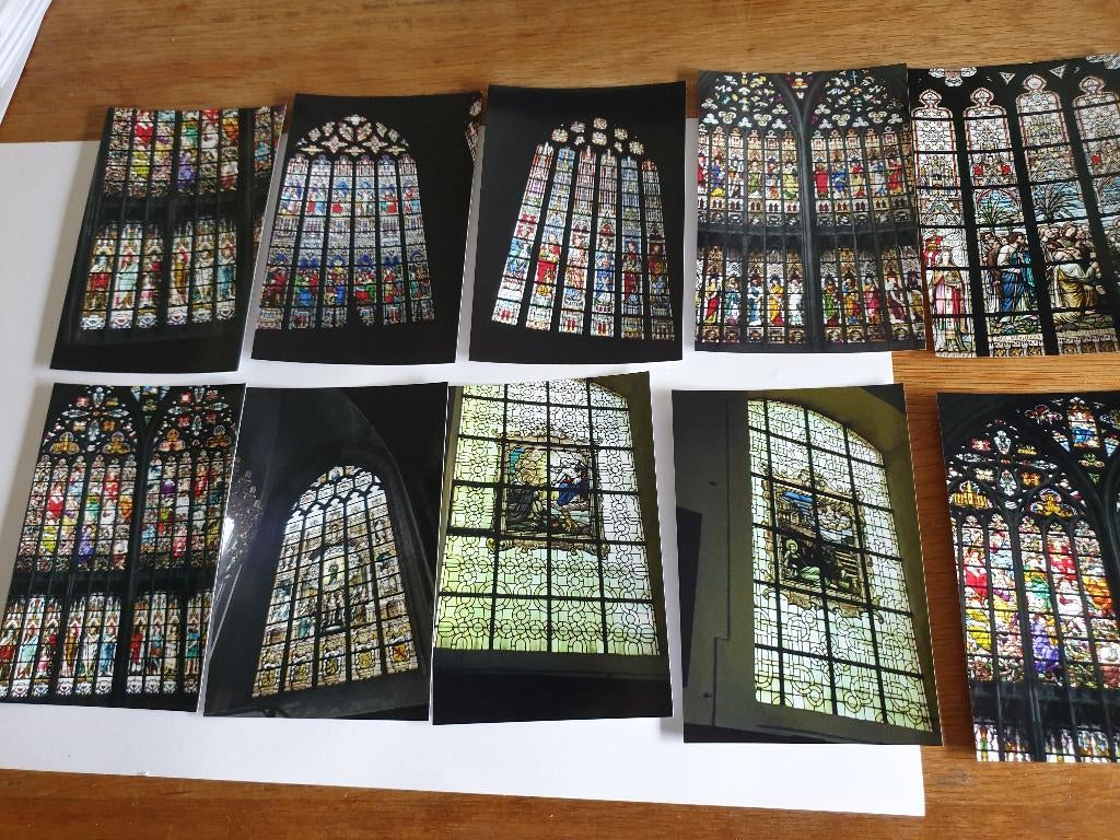 3425 glas in lood kerk foto's 10 stuks, Antiek en Kunst, Verzenden