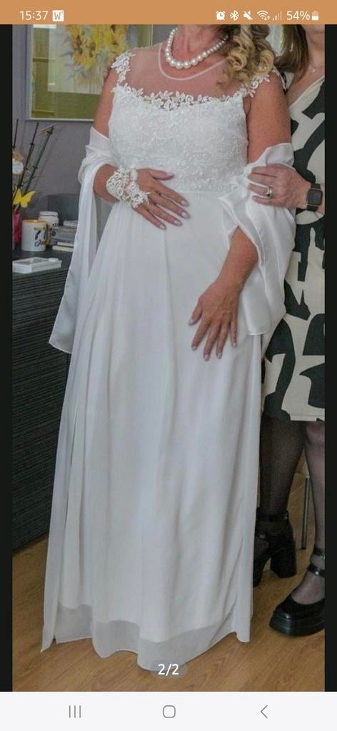 Elegante Trouwjurk met Kant en Chiffon, Trouwjurk, Wit, Ophalen of Verzenden, Onbekend