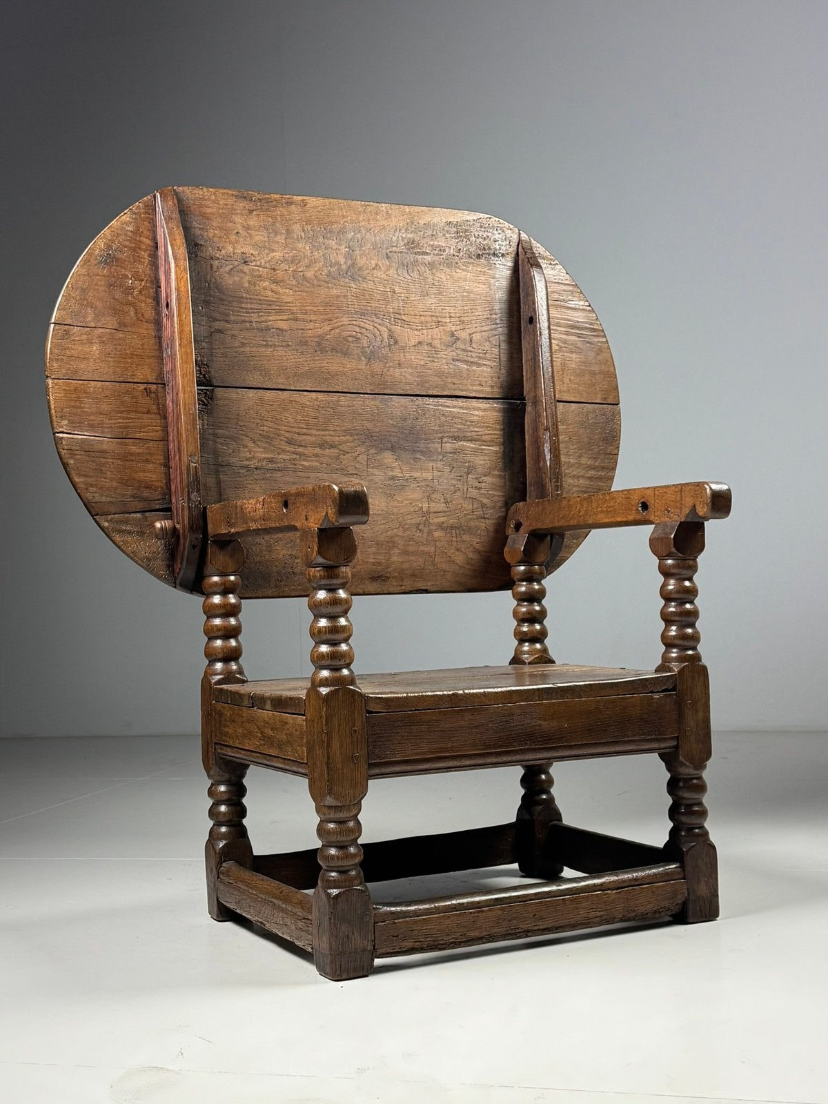Engelse monk chair table 18e eeuw, Ophalen