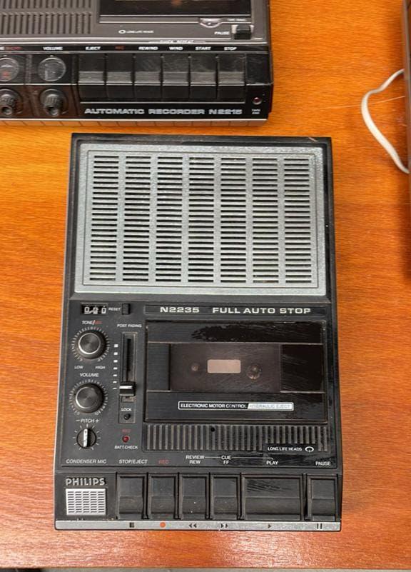 3 Vintage Philips Radios - Werking Onbekend, Audio, Tv en Foto, Bandrecorders, Defecte bandrecorder, Ophalen