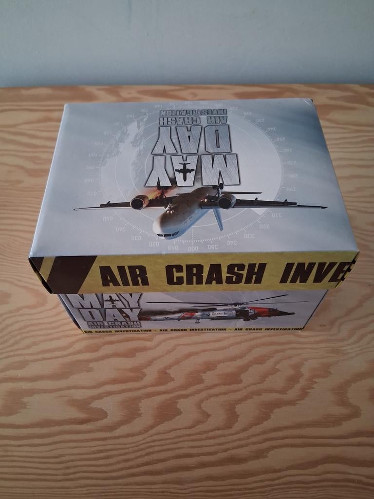 Mayday Air Crash Investigation 9 DVDs Boxset, Ophalen of Verzenden, Zo goed als nieuw, Boxset