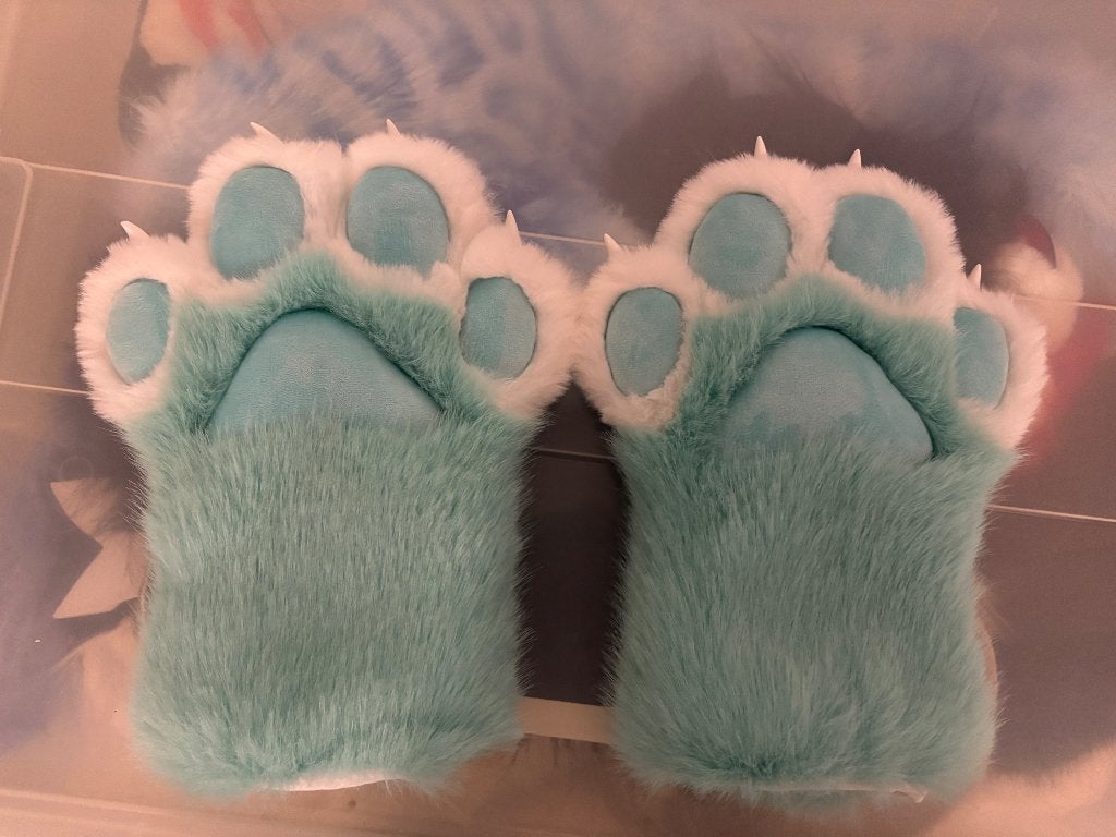 Fursuit handpaws, Ophalen of Verzenden, Zo goed als nieuw, Overige typen