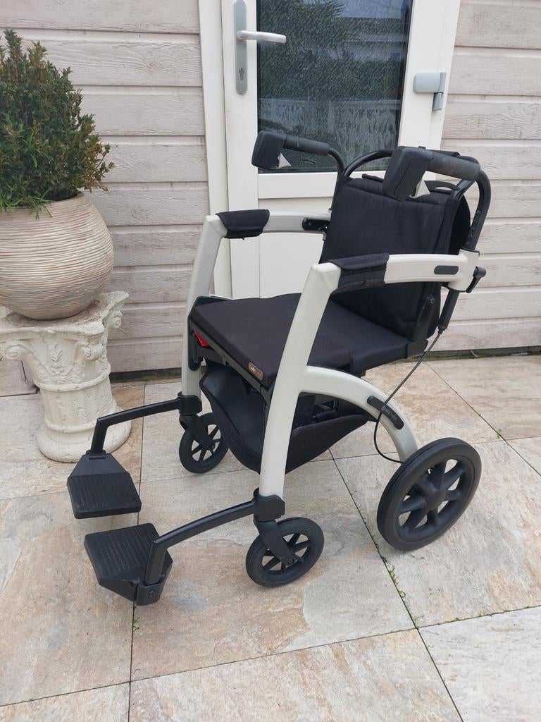 Rollz motion ook in crème  kleur rolstoel rollator, Ophalen of Verzenden, Zo goed als nieuw, Duwrolstoel