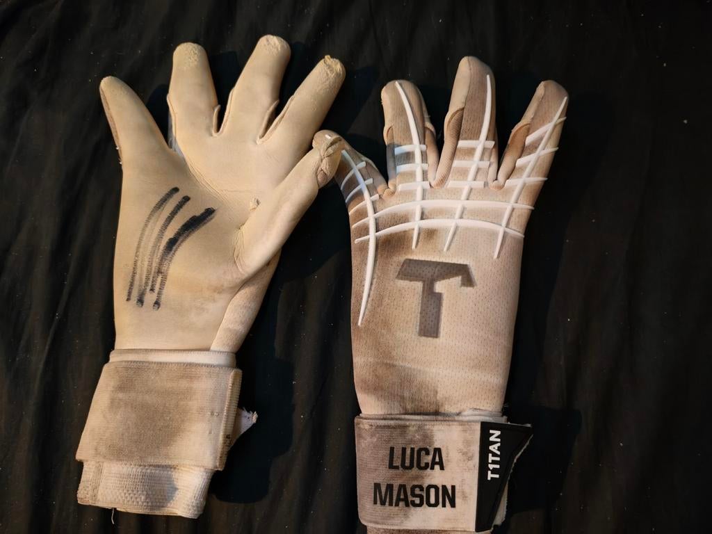Gesigneerde keepershandschoenen Tim Coremans - Maat 9, Ophalen of Verzenden, Gebruikt, Handschoenen