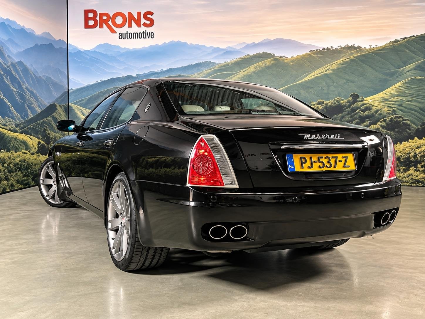 Maserati Quattroporte 4.2 ZF automaat l complete historie, Auto's, Automaat, Gebruikt, 8 cilinders, Zwart