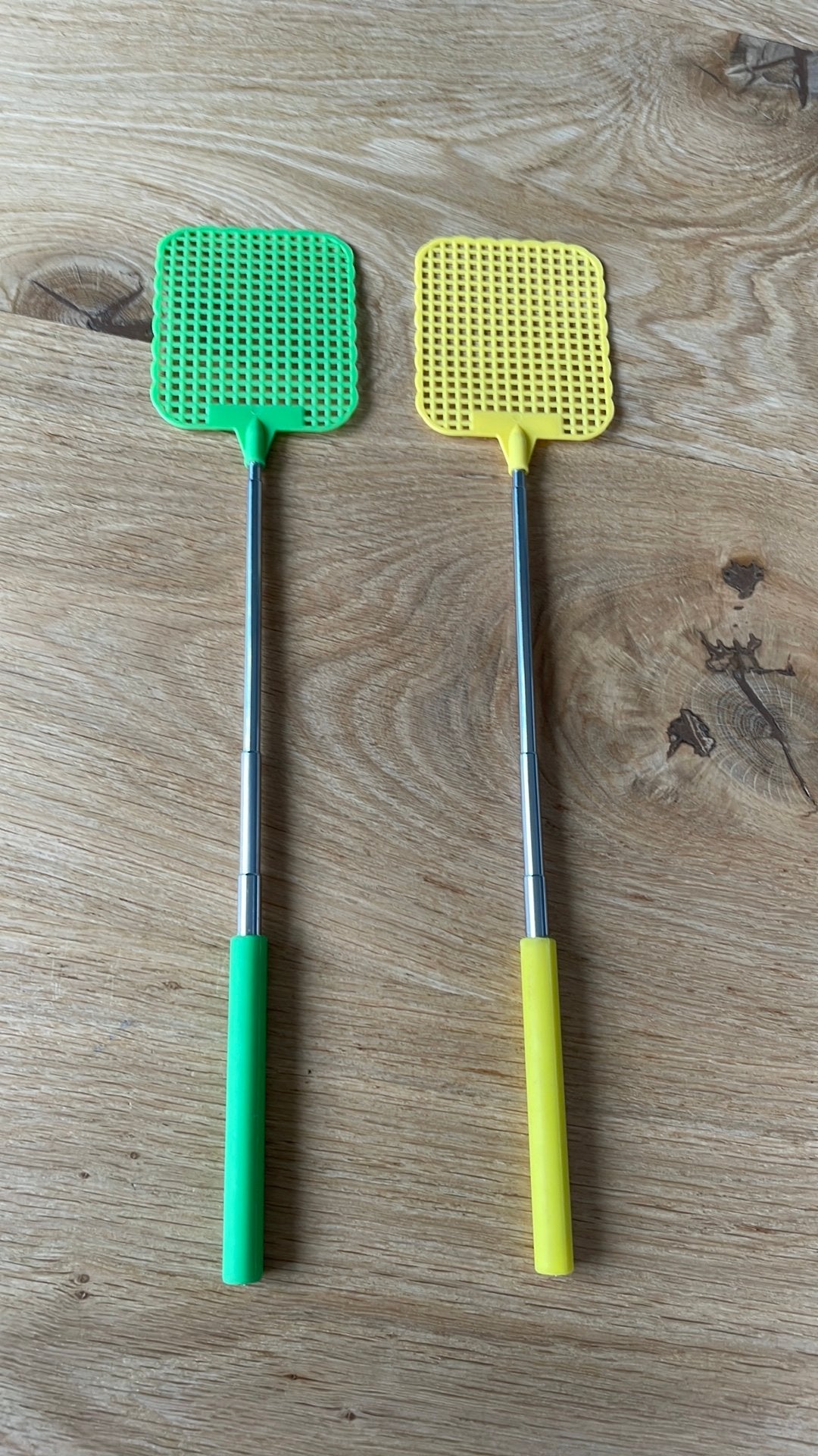 Nieuwe ouderwetse vliegenmepper 2 x met uitschuiffunctie, Ophalen of Verzenden, Nieuw