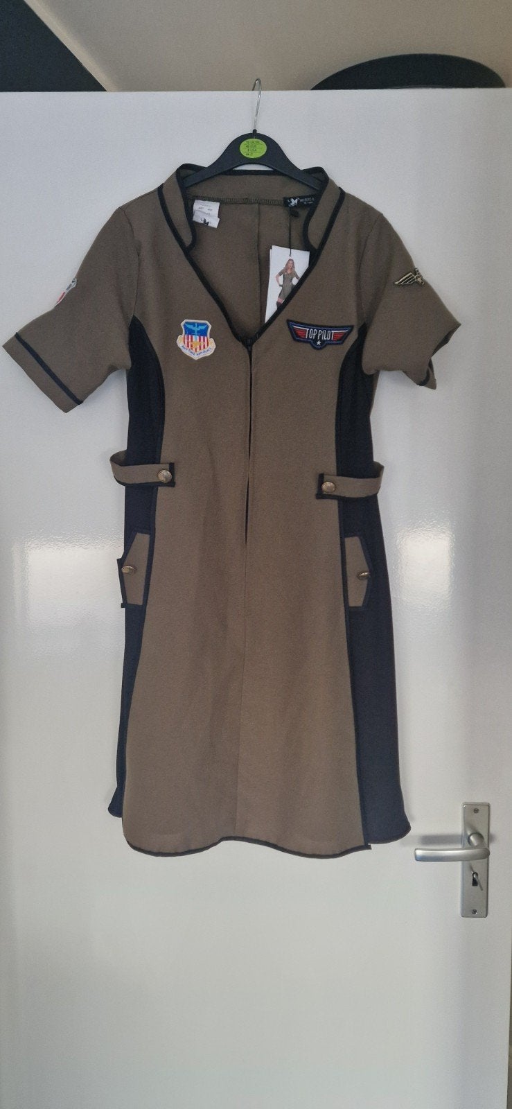 Top Gun kostuum vrouw maat 42 met handschoenen, Carnaval, Maat 42/44 (L), Nieuw, Ophalen of Verzenden