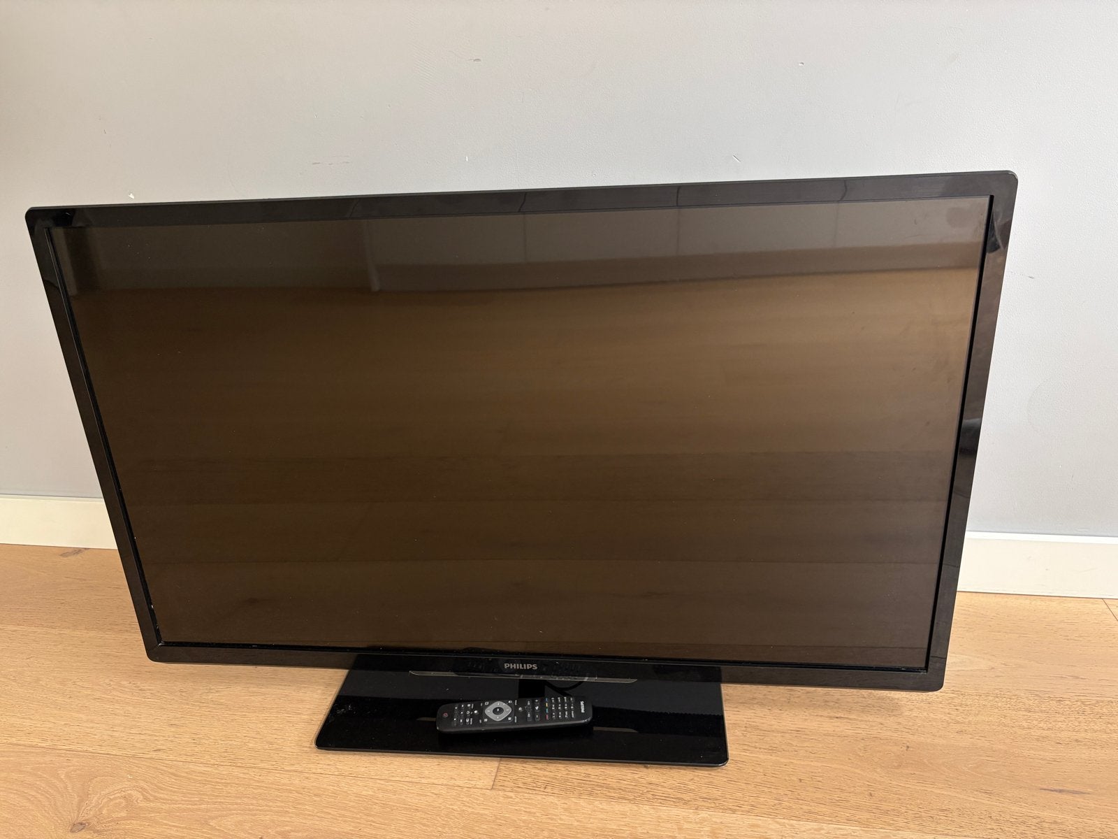 Philips 42PFL4007H/12 Full HD LED TV - 107 cm, Ophalen, Philips, 50 Hz, 100 cm of meer