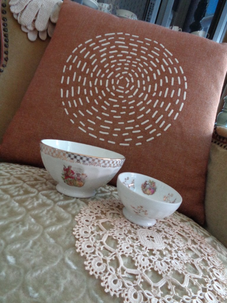 2 Brocante Franse Spoelkommen Limoges ** Mimosa **, Antiek en Kunst, Antiek | Servies los, Ophalen of Verzenden