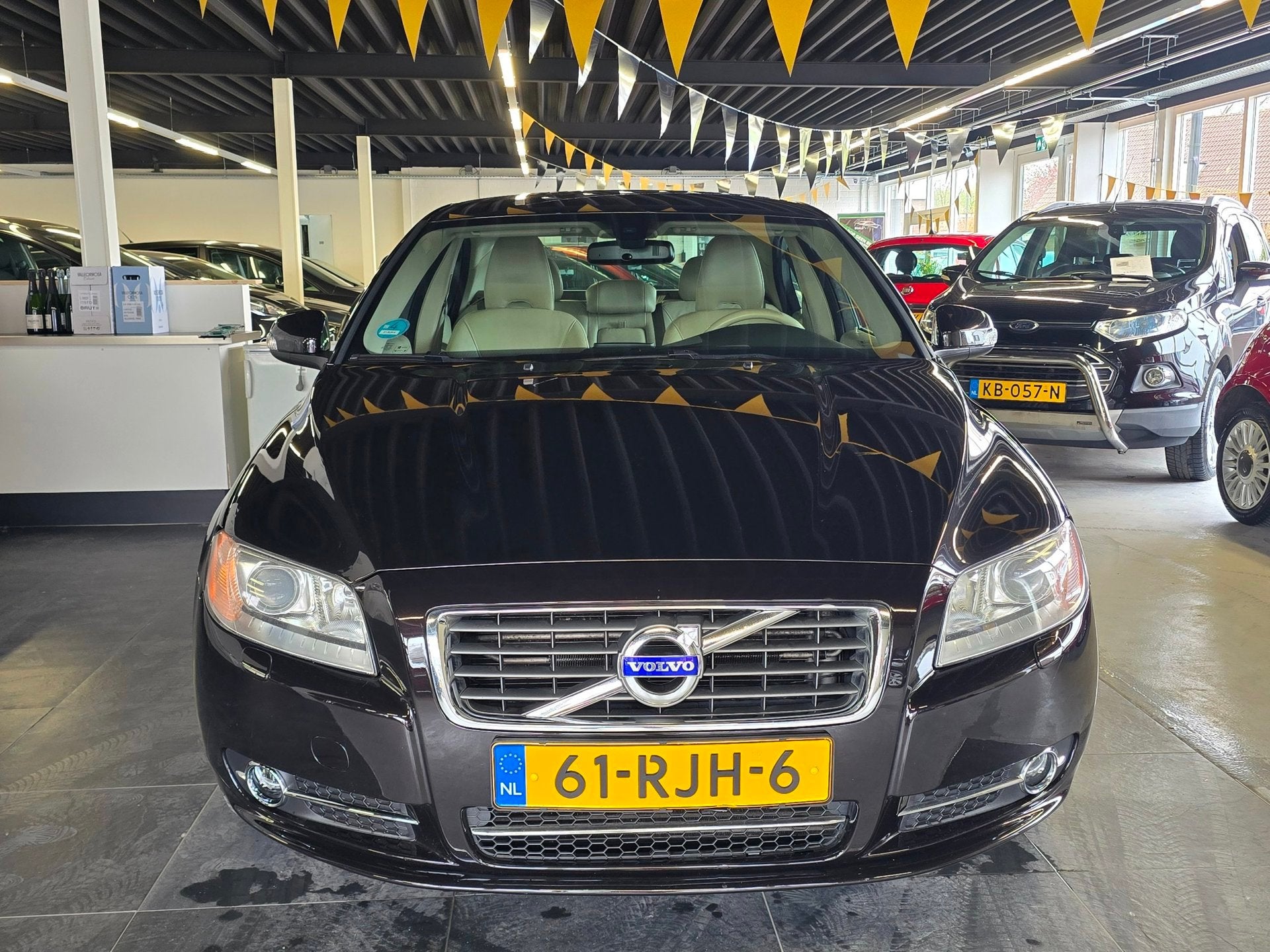 Volvo S80 2.0 T Limited Edition/AUTOMAAT/CRUISE/N.A.P/, Beige, 4 cilinders, Zwart, Bedrijf
