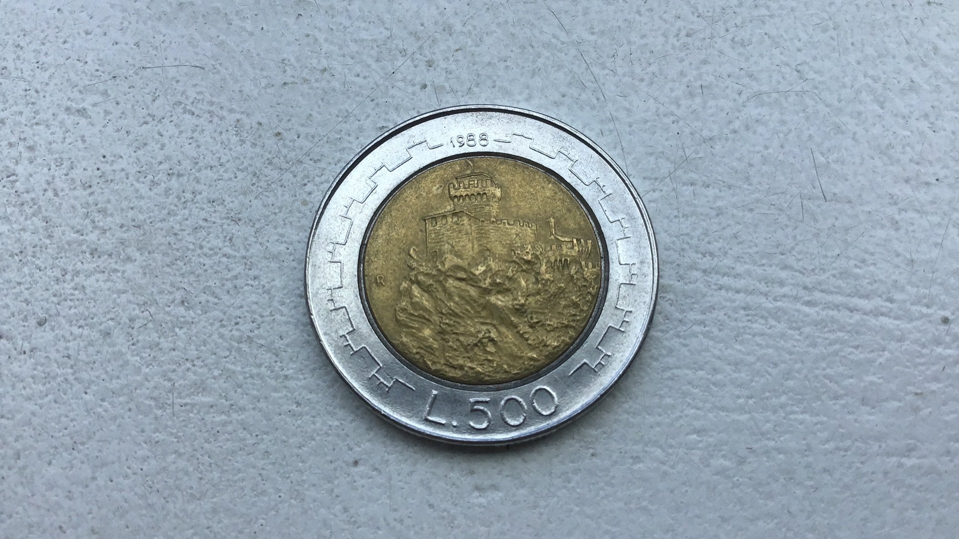 San Marino 500 lire 1988., Postzegels en Munten, Munten | Europa | Niet-Euromunten, Ophalen of Verzenden