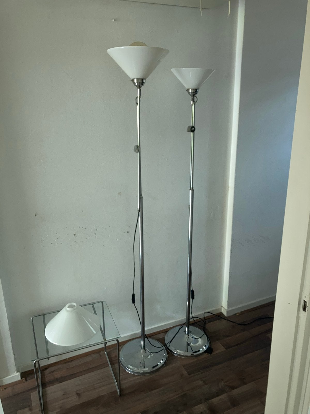 Set van 2 vloerlampen met extra kap, Huis en Inrichting, Ophalen, Gebruikt, E27 (groot), Metaal