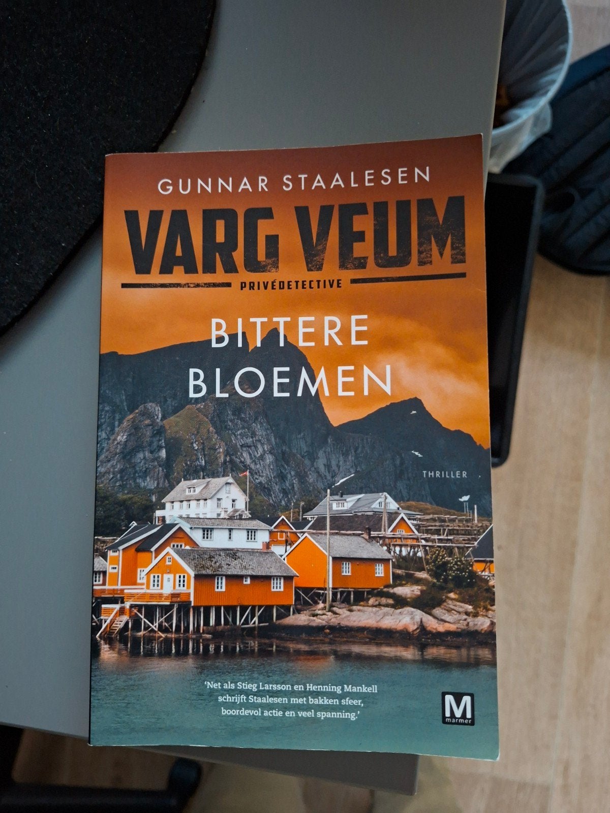Gunnar Staalesen - Bittere bloemen, Ophalen of Verzenden, Zo goed als nieuw, Gunnar Staalesen