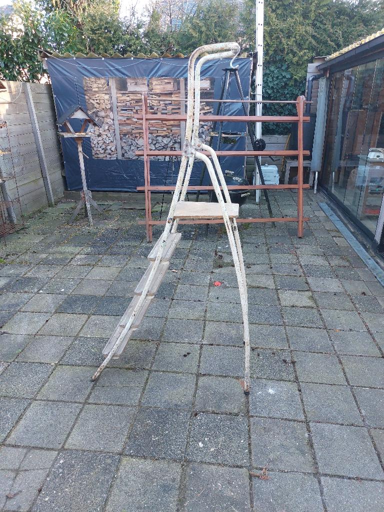 Originele Brabantia Keuken en schilderstrap circa 1950, Doe-het-zelf en Verbouw, Ladders en Trappen, Gebruikt, Trap, Minder dan 2 meter