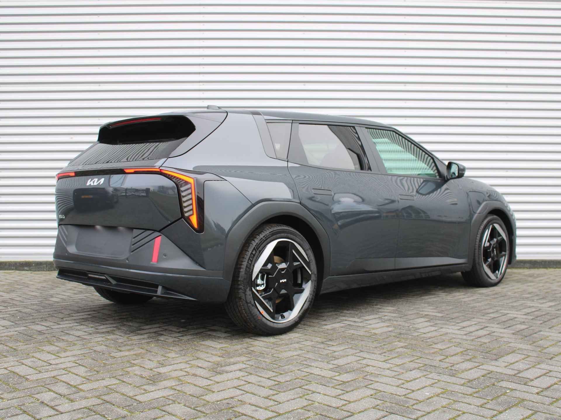 Kia EV4 Plus Advanced 81.4 kWh (bj 2026, automaat), Auto's, 12 maanden, Leder en Stof, 1790 kg, 204 pk