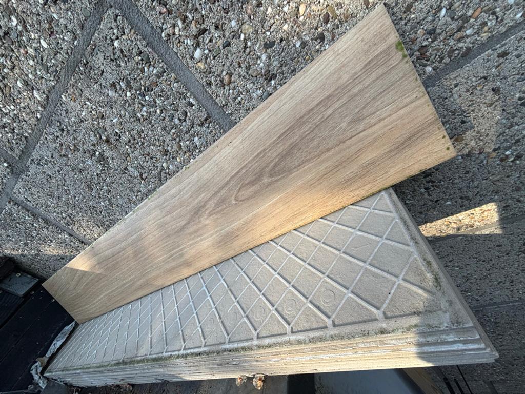 Houtlook vloertegels voor badkamer of toilet, Ophalen, 60 cm of meer, Gebruikt, Keramiek