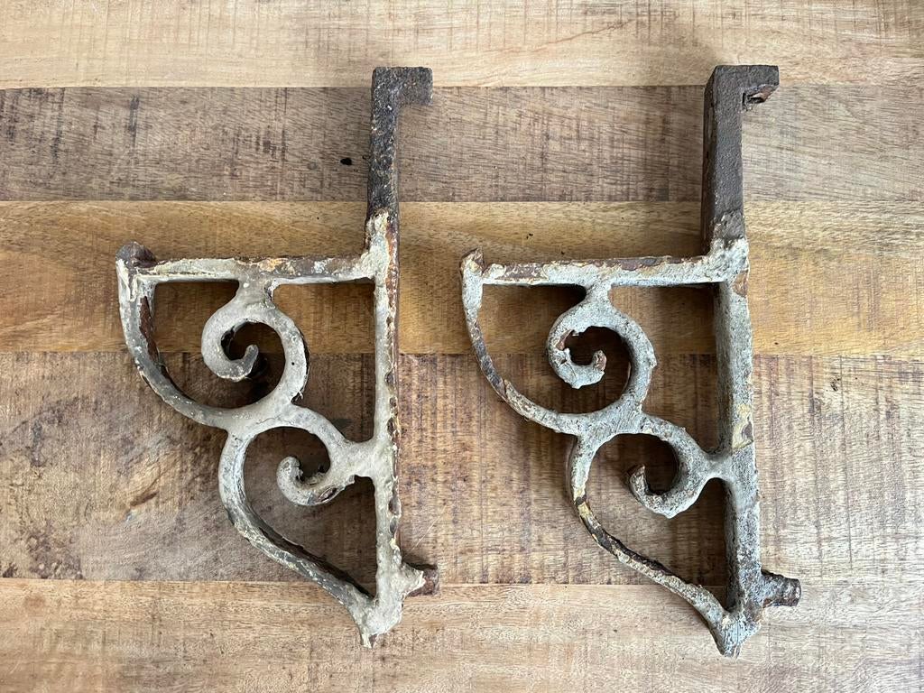 2 antieke dakgoot steunen, Ophalen of Verzenden