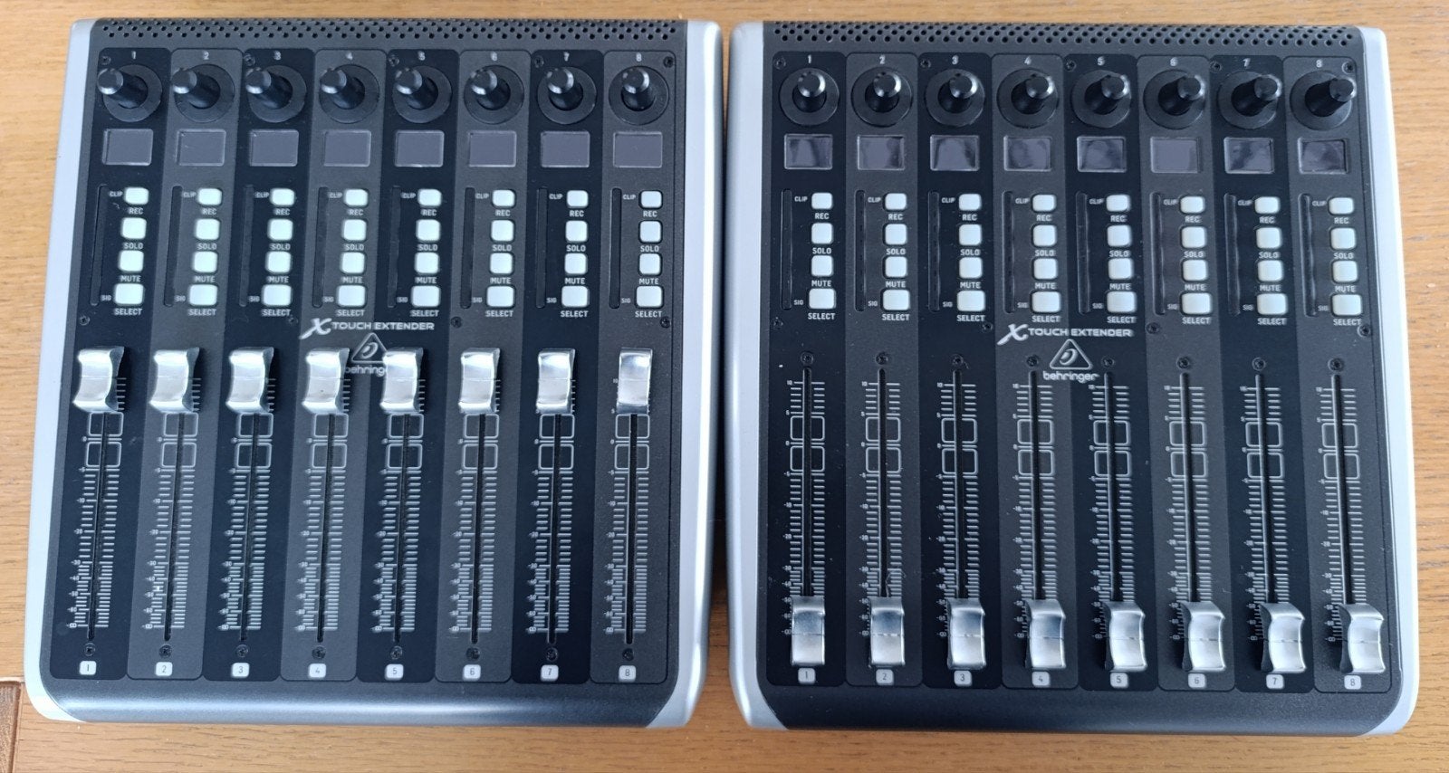 2x Behringer X-Touch Extender MIDI/USB Controller, Ophalen of Verzenden, Zo goed als nieuw, 10 tot 20 kanalen