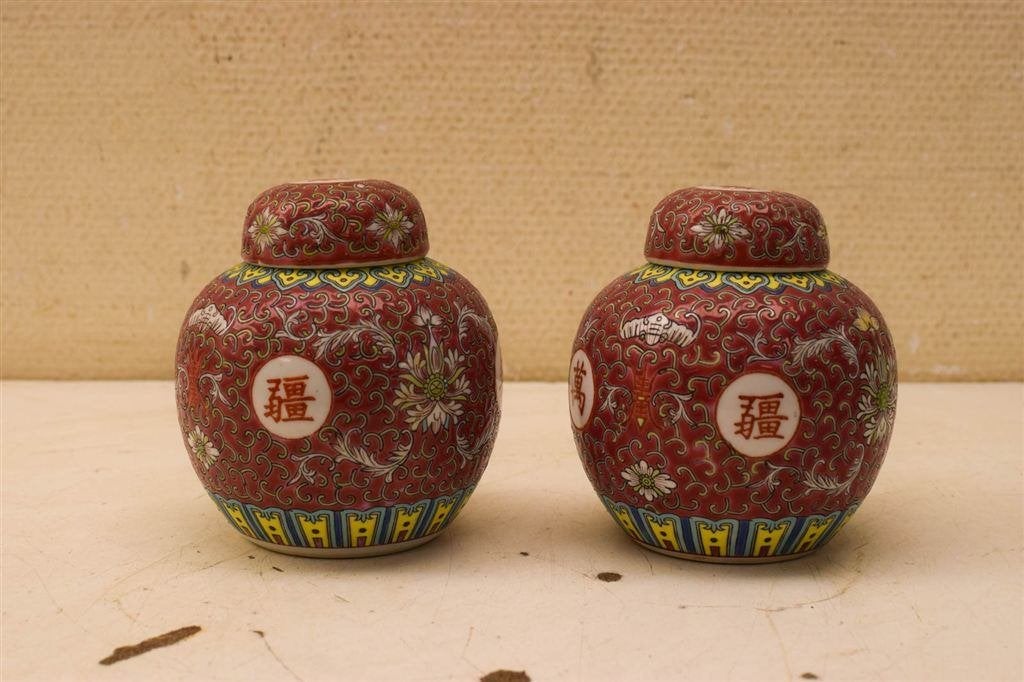 2 stuks porseleinen Chinees Gemberpot met deksel 47561, Gebruikt, Ophalen of Verzenden, Bord(en), Overige stijlen