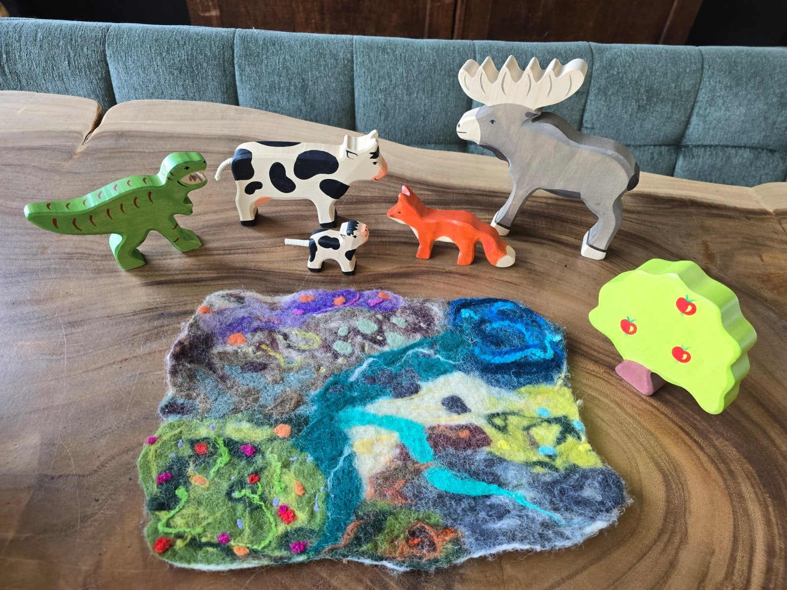 Holztiger houten dieren set + handgemaakt vilten speelkleed, Ophalen, Jongen of Meisje