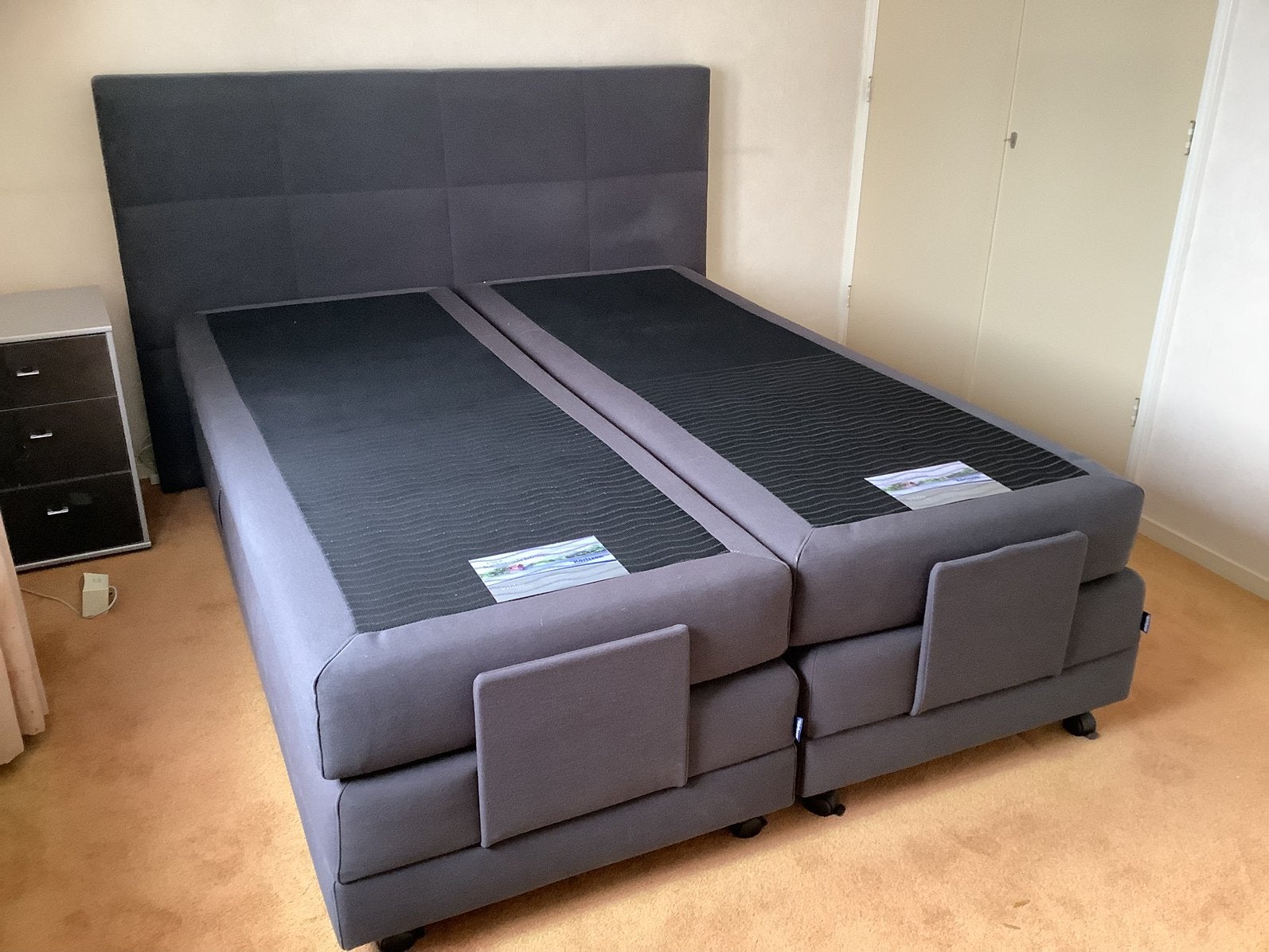 Karlsson boxspring 2000x1600 elektrisch verstelbaar., Ophalen, Tweepersoons, Zo goed als nieuw, 200 cm