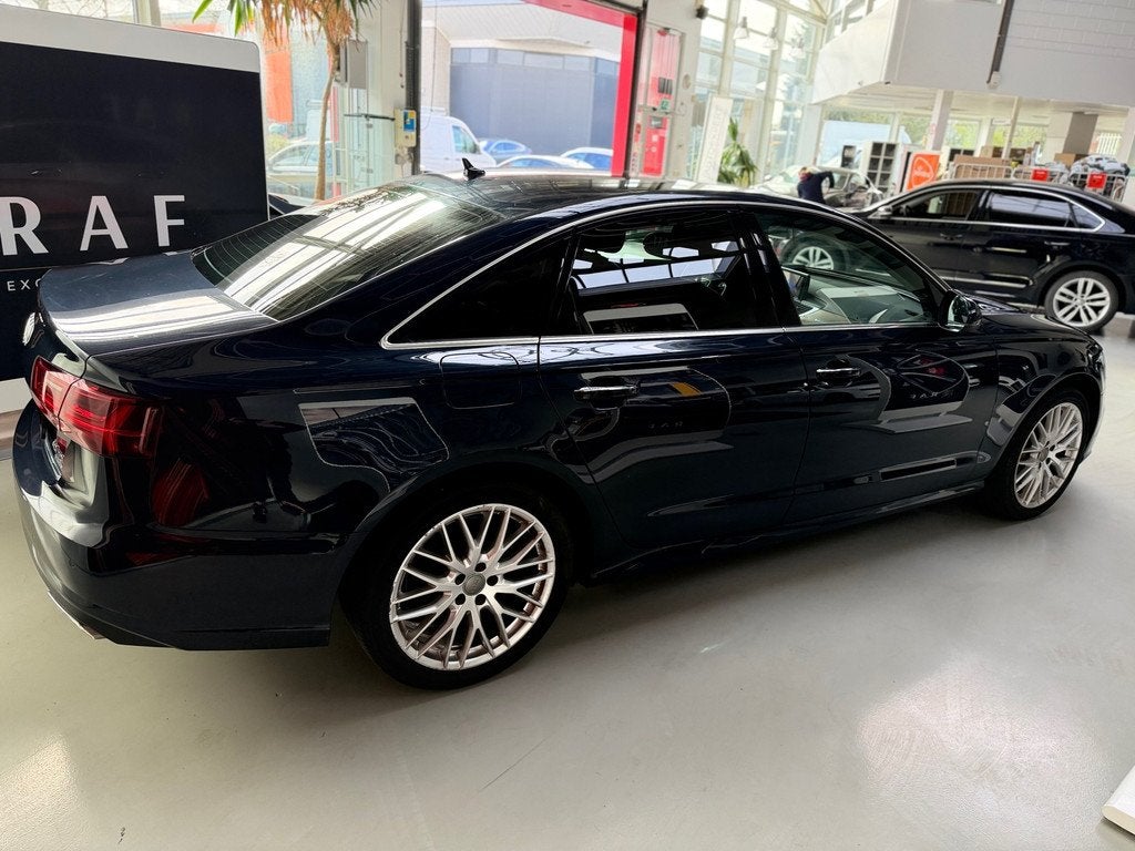 Audi A6 Limousine 3.0 TDI quattroAutomaat,40 tdi, Auto's, Audi, Automaat, Gebruikt, Zwart, Overige carrosserieën