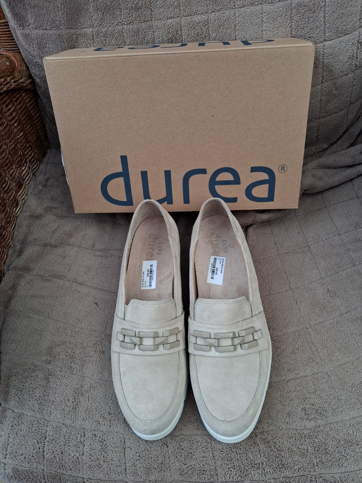 Durea instappers - Maat 7 (40.5), Ophalen of Verzenden, Zo goed als nieuw, Beige, Instappers