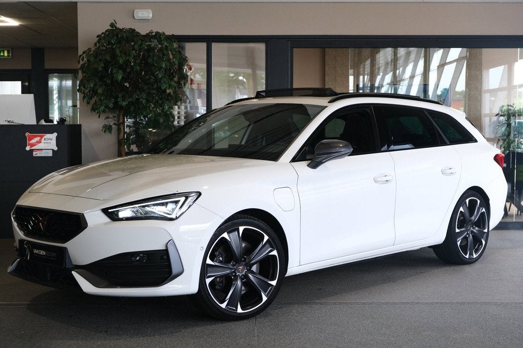 CUPRA Leon Sportstourer 1.4 e-Hybrid VZ 245PK Pano SuperSpor, Auto's, Cupra, Bedrijf, Te koop, Leon, ABS, Achteruitrijcamera, Adaptive Cruise Control