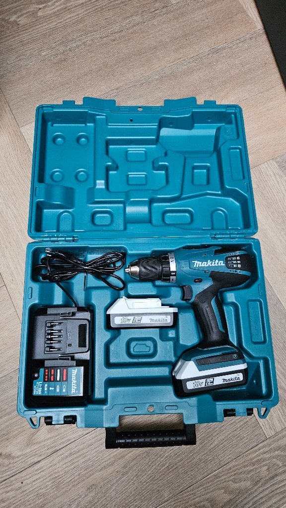 Makita 18V Boor- en Schroefmachine met Accu en Lader, 600 watt of meer, Ophalen of Verzenden, Variabele snelheid, Zo goed als nieuw