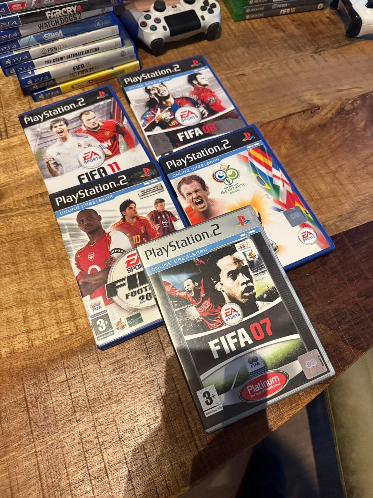 Fifa spellen bundle, Ophalen of Verzenden, Zo goed als nieuw, Sport, 3 spelers of meer