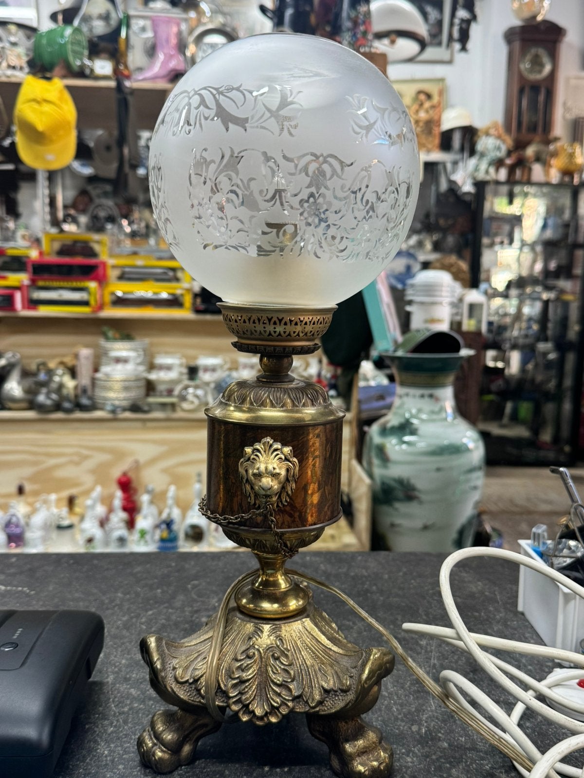 Antieke Franse Napoleon III Lamp – Messing & Geëtst Glas, Olielamp, Ophalen of Verzenden, Klassiek, Glas
